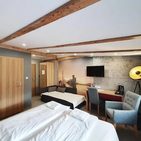 Kamienica Morska Bed & Breakfast 3*