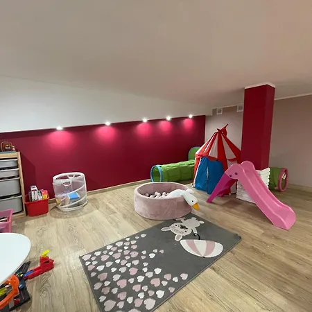 Kamienica Morska Bed & Breakfast 3*