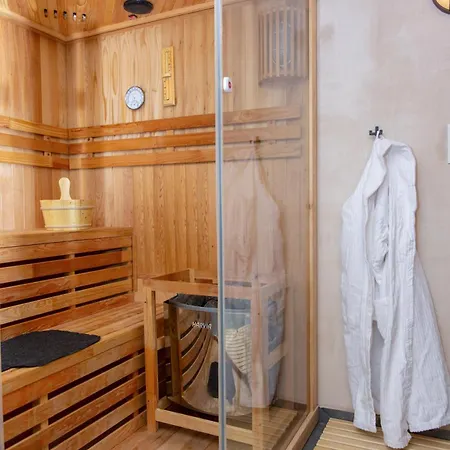 Kamienica Morska Bed & Breakfast